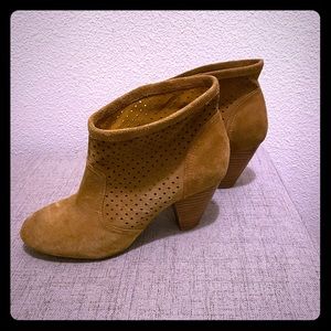 Jessica Simpson Bootie